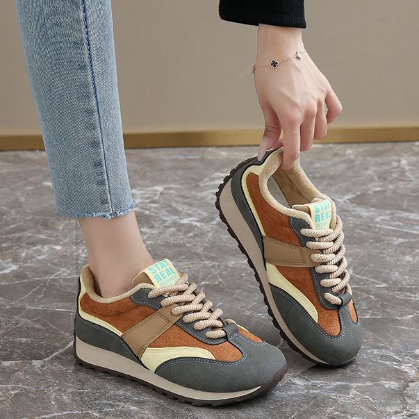 Luna Retro Sneakers