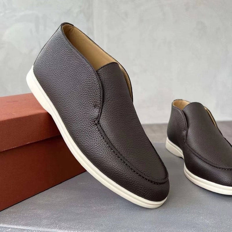 Svelte Leather Loafers