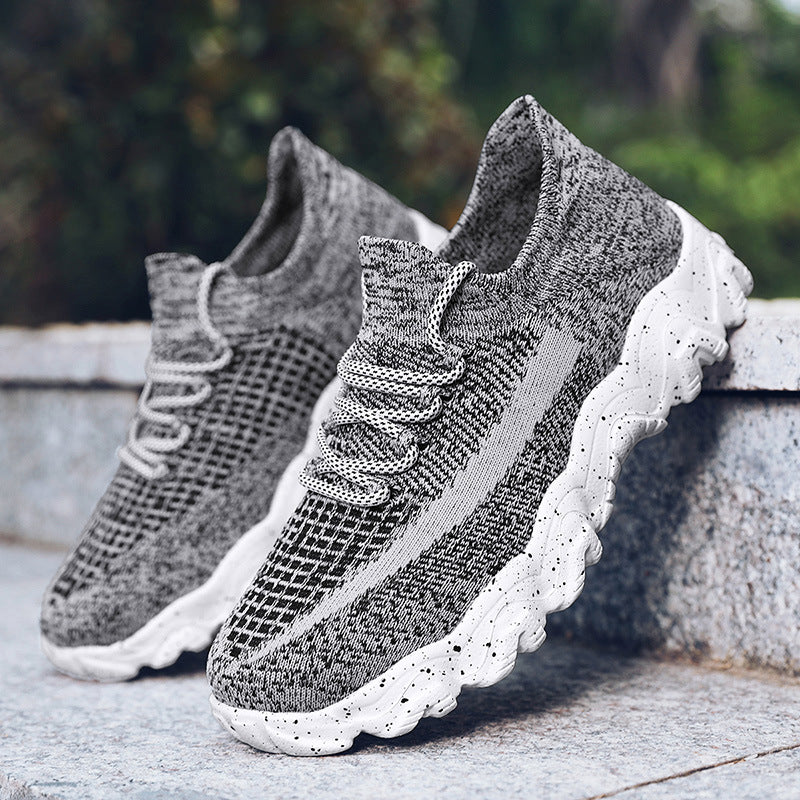 Nova Flyknit Sneakers